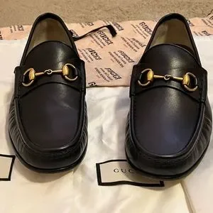 Gucci | Shoes | 953 Horsebit Leather Loafer Worn 5 Times  display picture 2